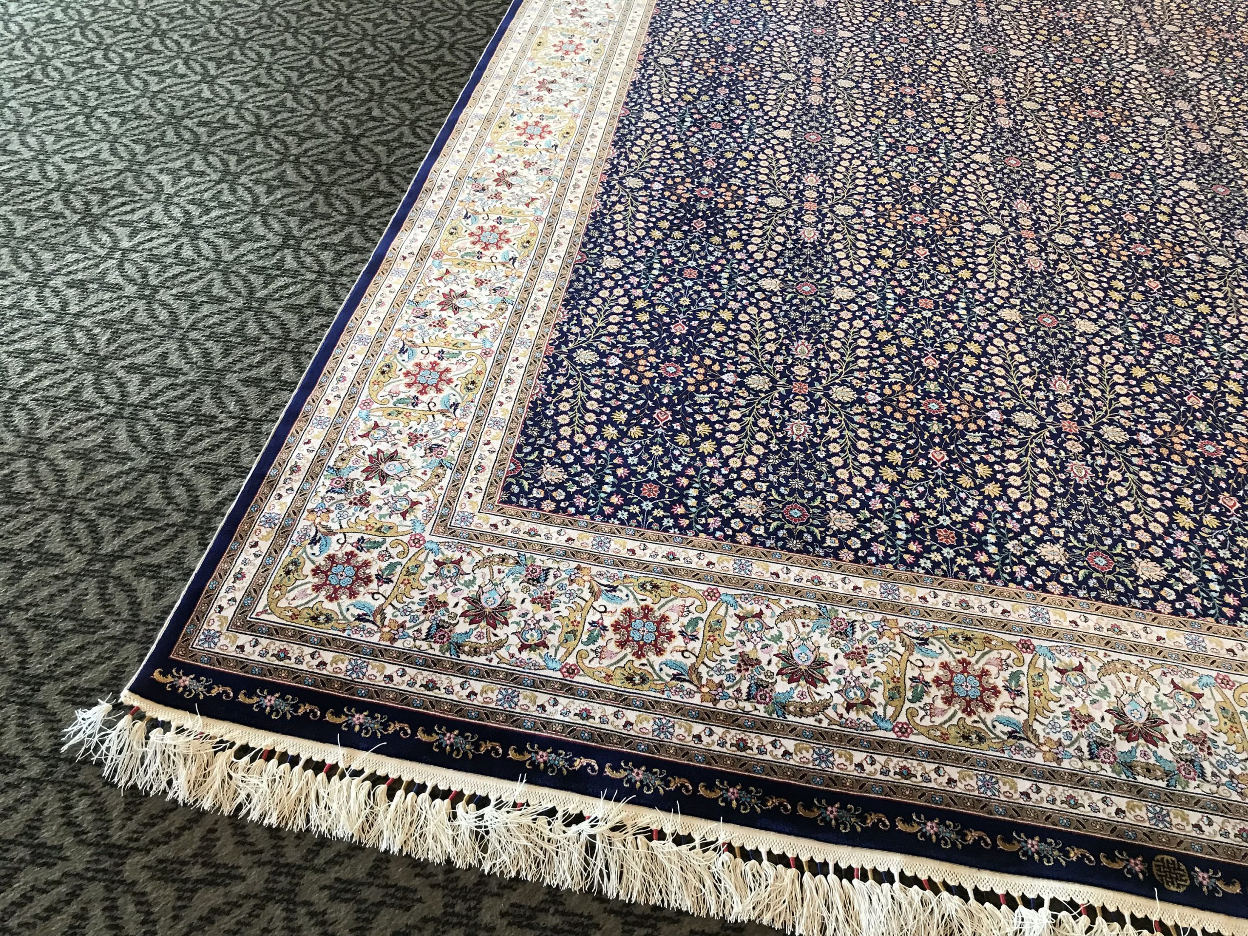 Silk Hereke Carpet - Image 2