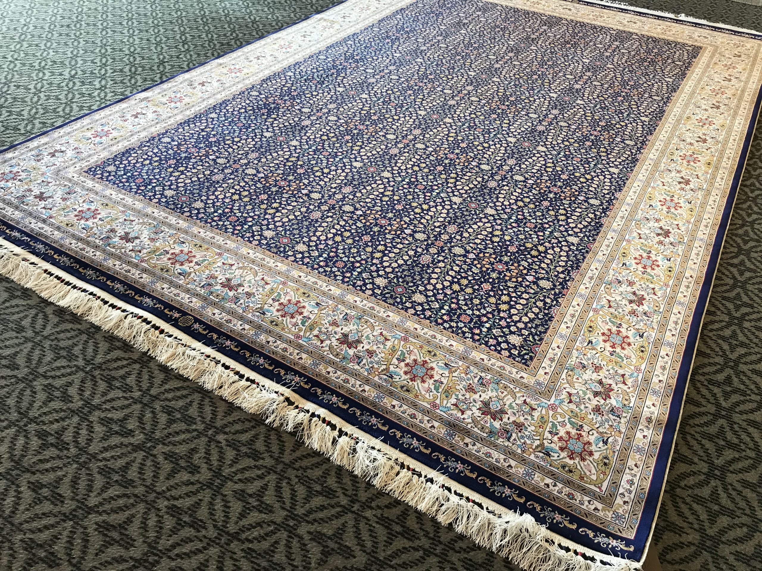 Silk Hereke Carpet - Image 3
