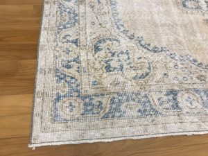 Beige Faded Oushak Rug - Image 3