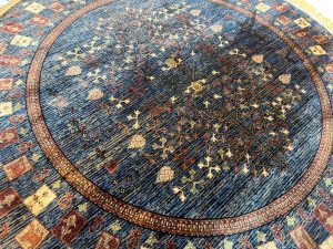 Alternative view of Silk Round Carpet