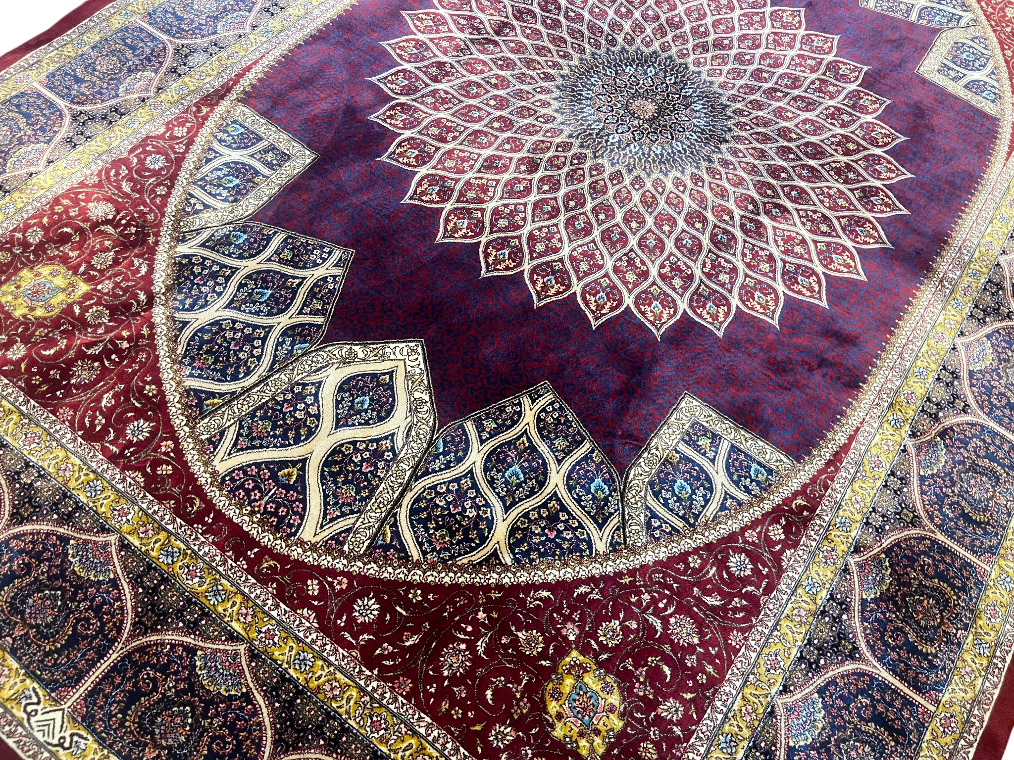Silk Decorative Carpet - Image 4